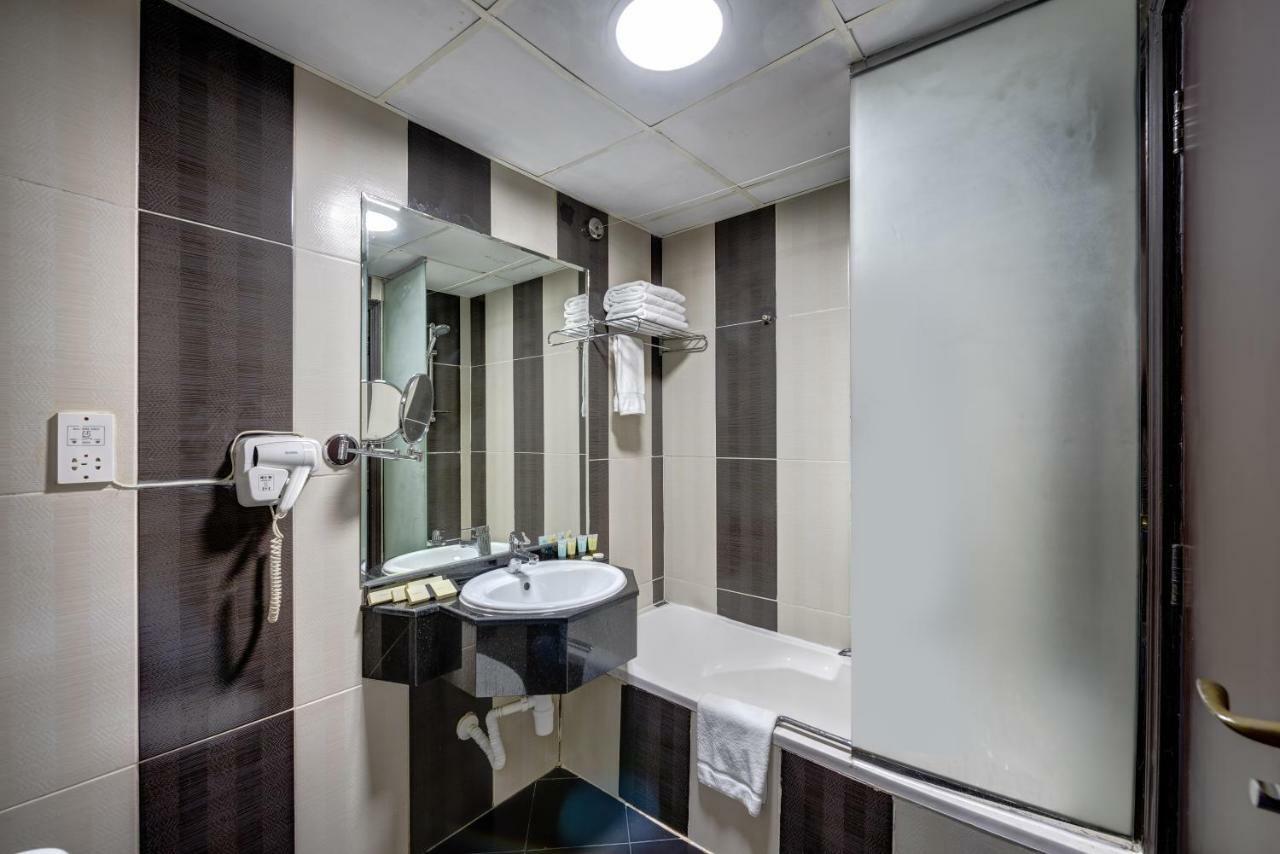 Delmon Palace Hotel Ντουμπάι Εξωτερικό φωτογραφία